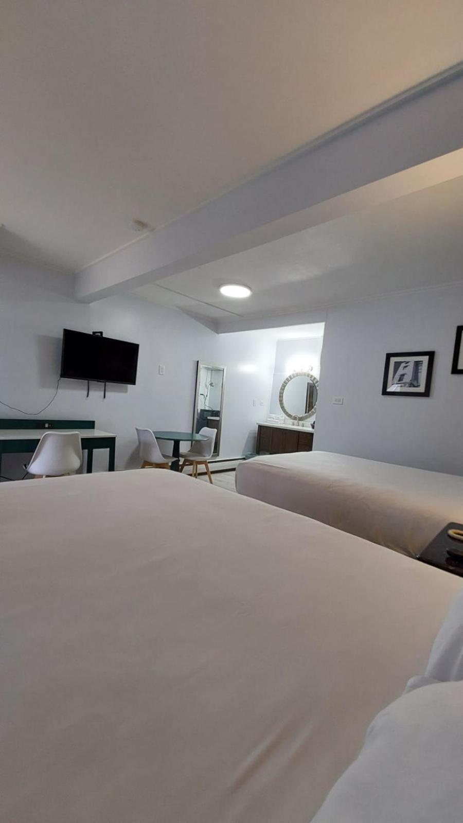Village Motel Clinton Ngoại thất bức ảnh
