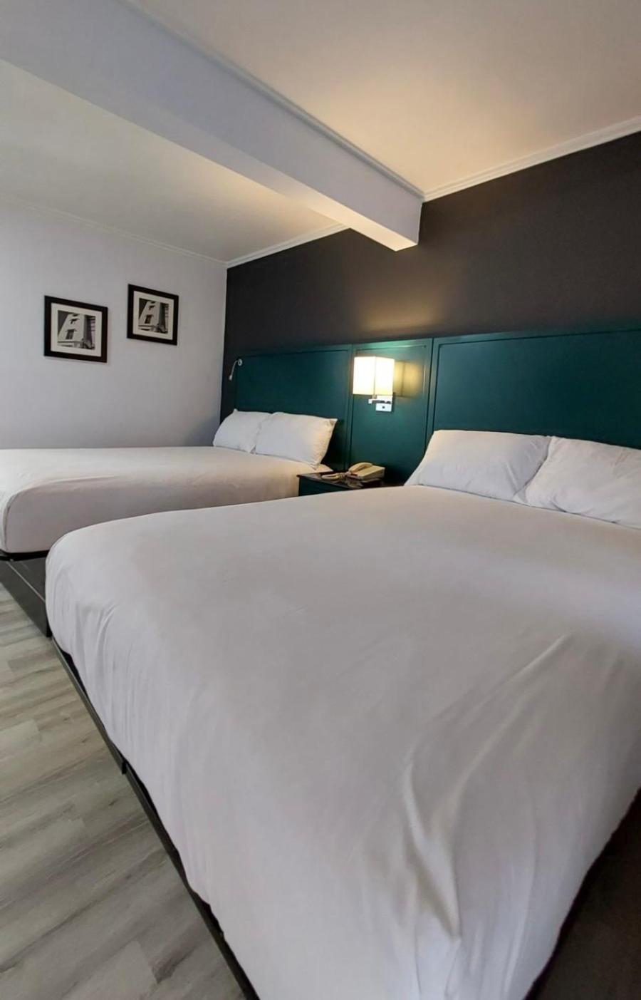 Village Motel Clinton Ngoại thất bức ảnh